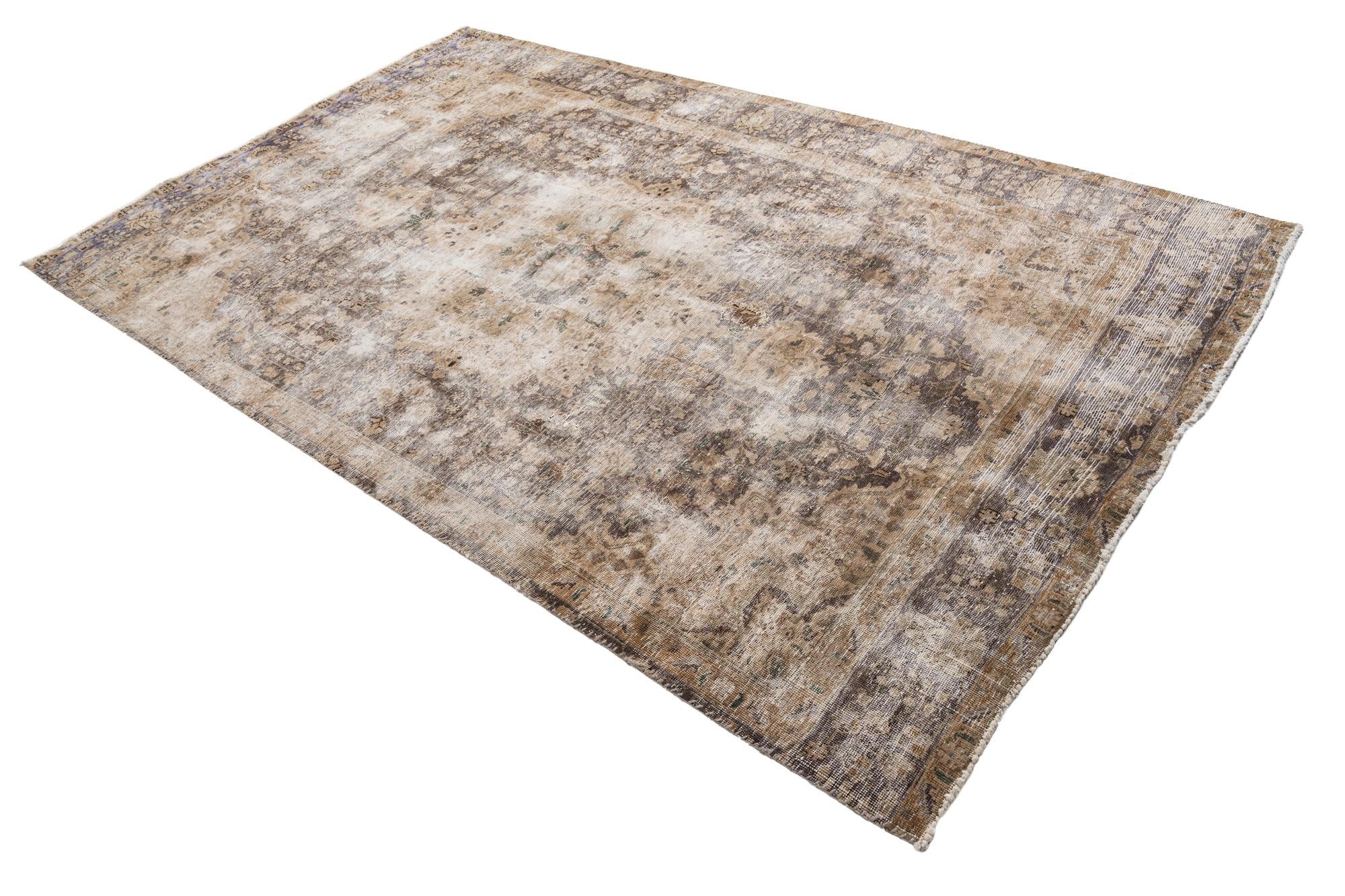 6' x 9' 8 Hand Knotted Ultra Vintage Persian Wool Rug