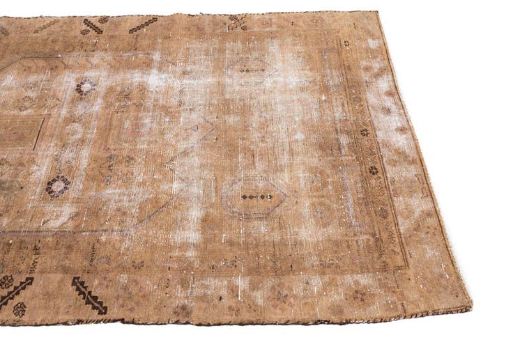 Detail image of 4' 6 x 8' 5 Hand Knotted Ultra Vintage Persian Wool Rug