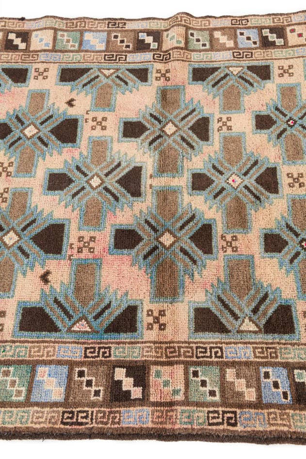 Detail image of 3' 4 x 6' Hand Knotted Ultra Vintage Persian Wool Rug