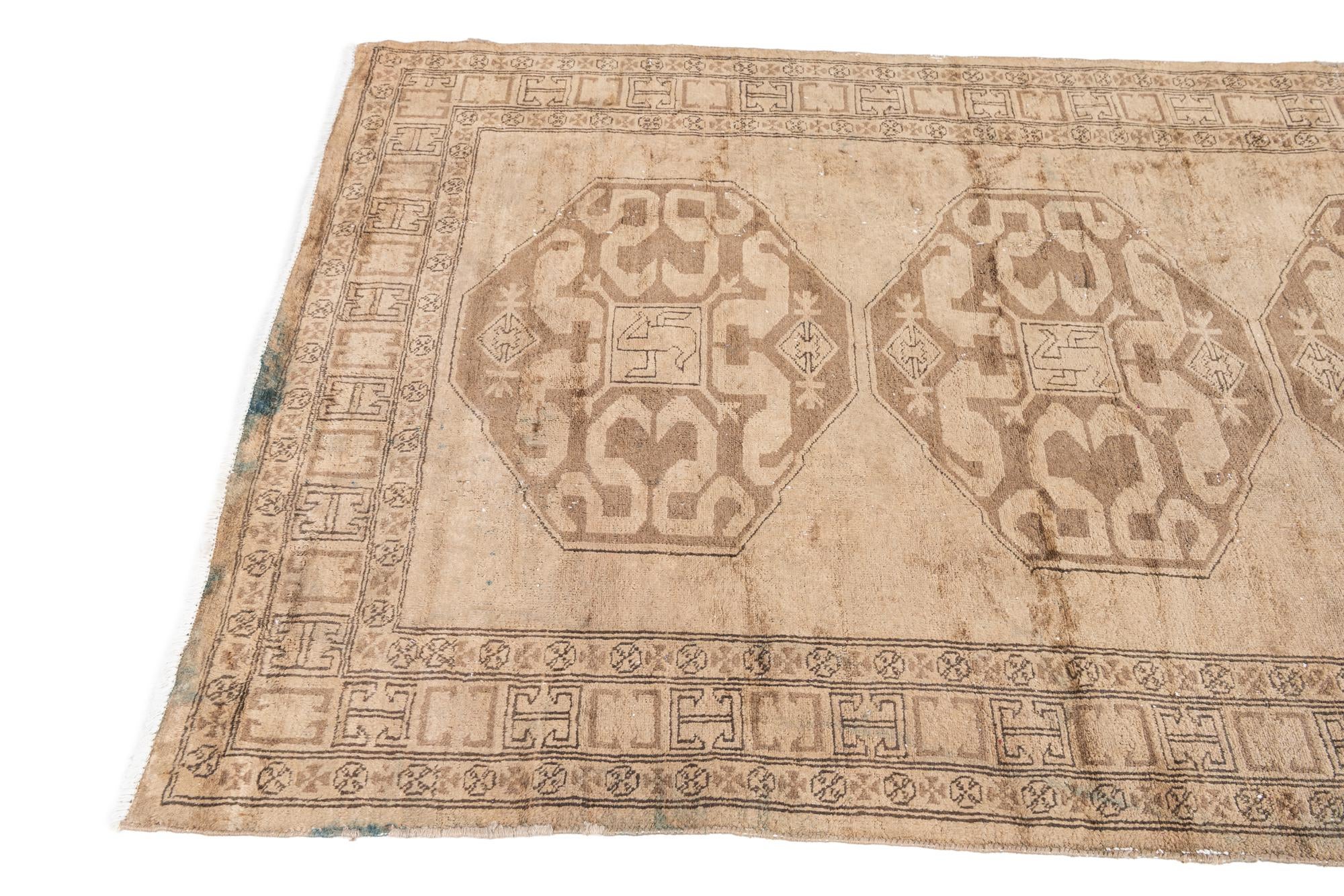 4' x 6' 1 Hand Knotted Ultra Vintage Persian Wool Rug
