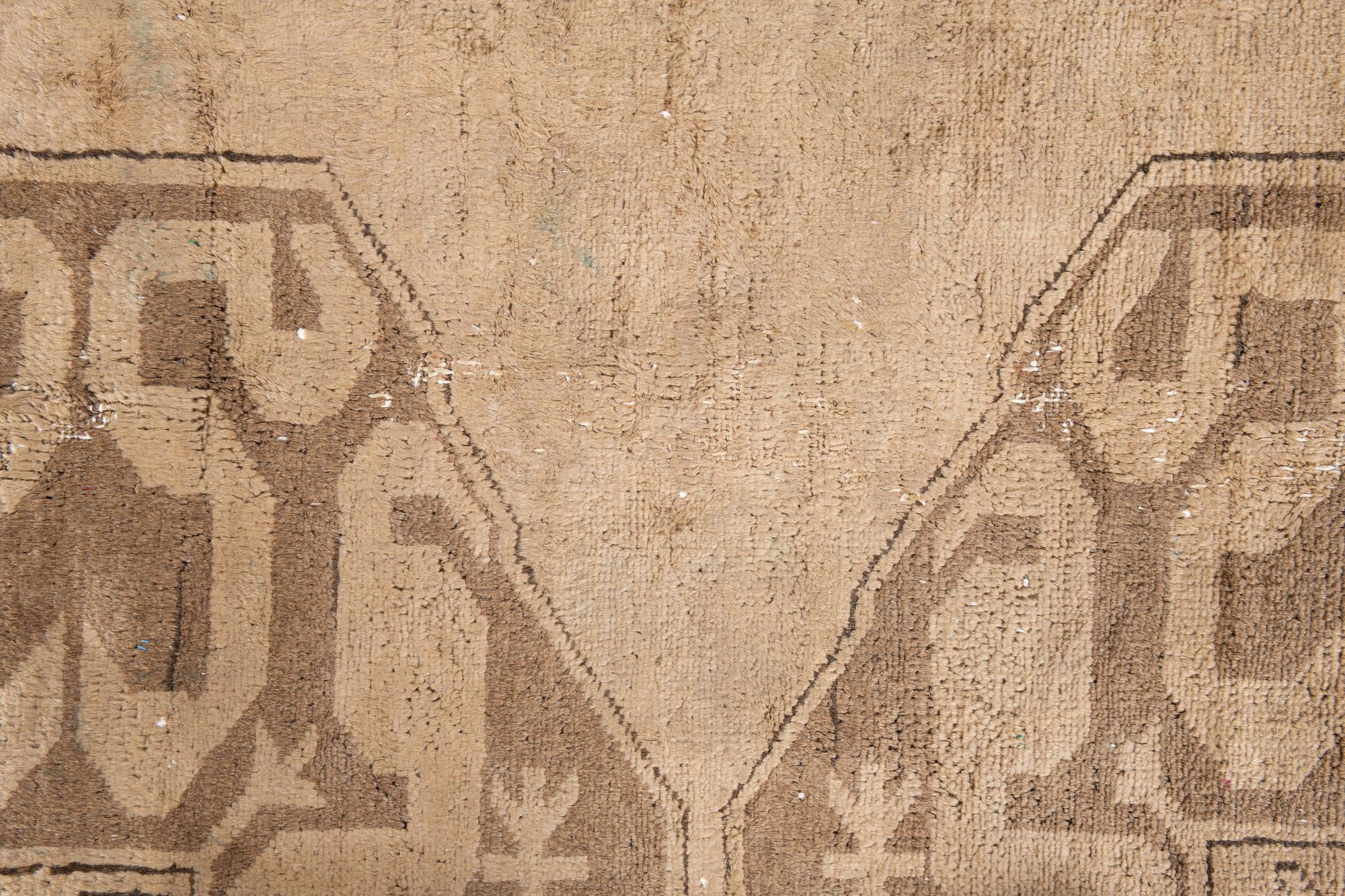 4' x 6' 1 Hand Knotted Ultra Vintage Persian Wool Rug