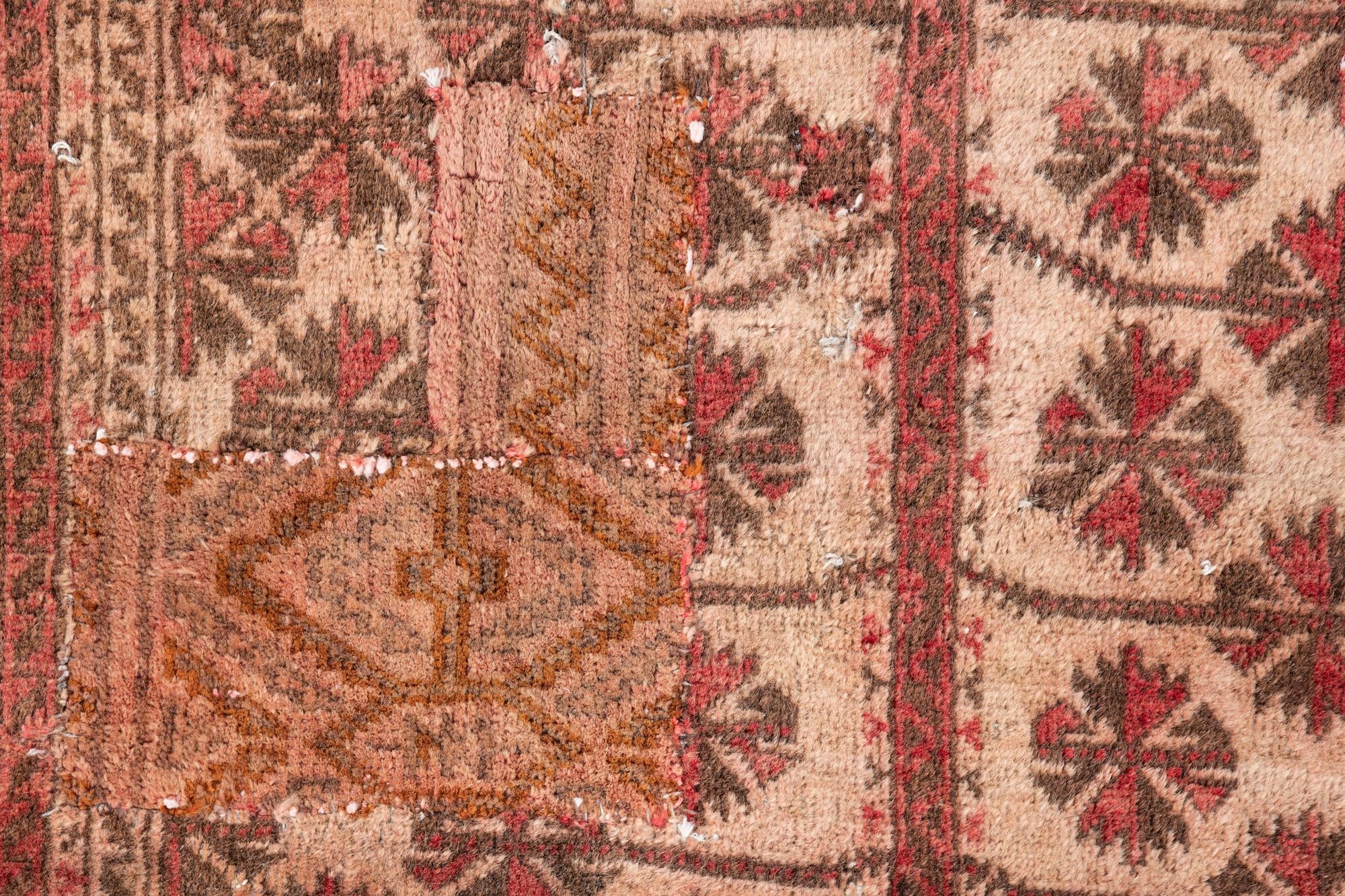 2' 7 x 4' 5 Hand Knotted Ultra Vintage Persian Wool Rug