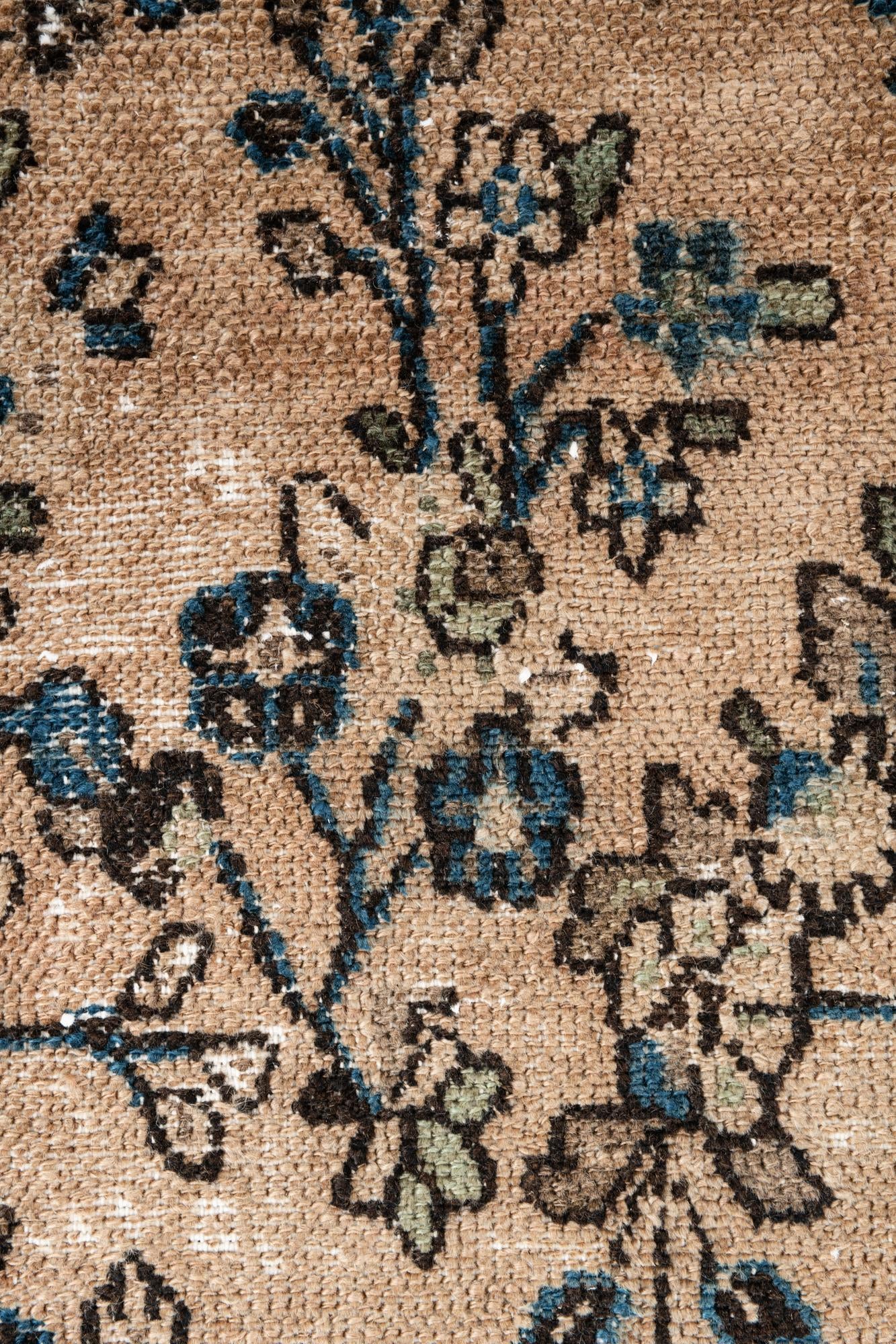 5' 7 x 8' 2 Hand Knotted Ultra Vintage Persian Wool Rug