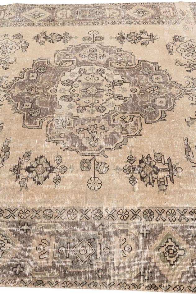 Detail image of 6' 5 x 9' 8 Hand Knotted Ultra Vintage Persian Wool Rug