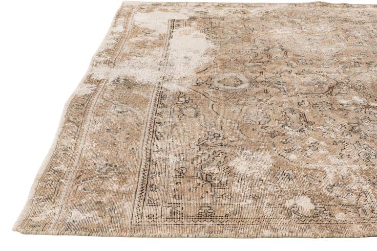 Detail image of 6' x 9' 5 Hand Knotted Ultra Vintage Persian Wool Rug