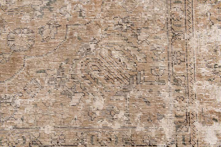 6' x 9' 5 Hand Knotted Ultra Vintage Persian Wool Rug