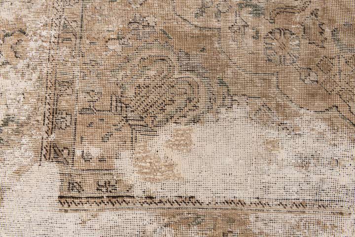 6' x 9' 5 Hand Knotted Ultra Vintage Persian Wool Rug