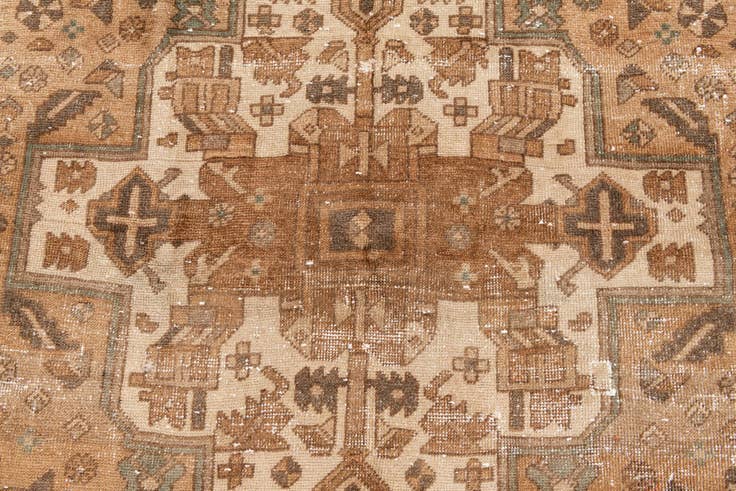 Detail image of 4' 2 x 5' 10 Hand Knotted Ultra Vintage Persian Wool Rug