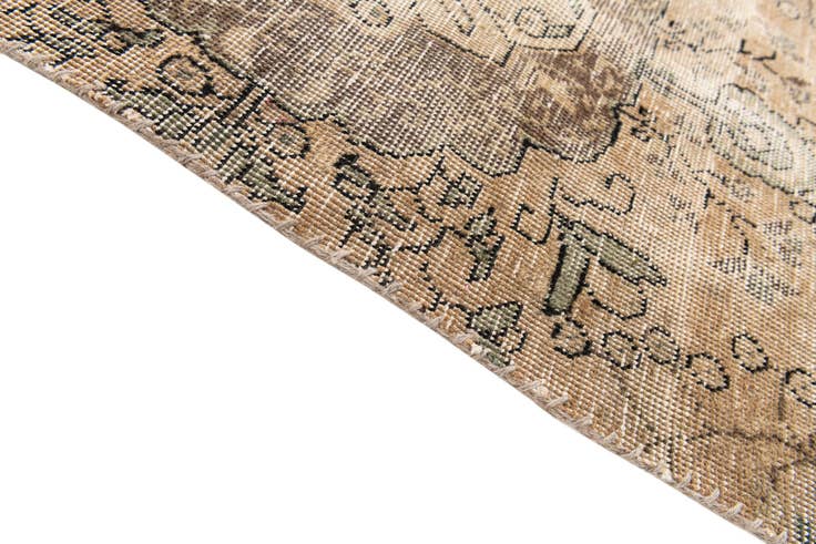 Detail image of 2' 4 x 3' 8 Hand Knotted Ultra Vintage Persian Wool Rug