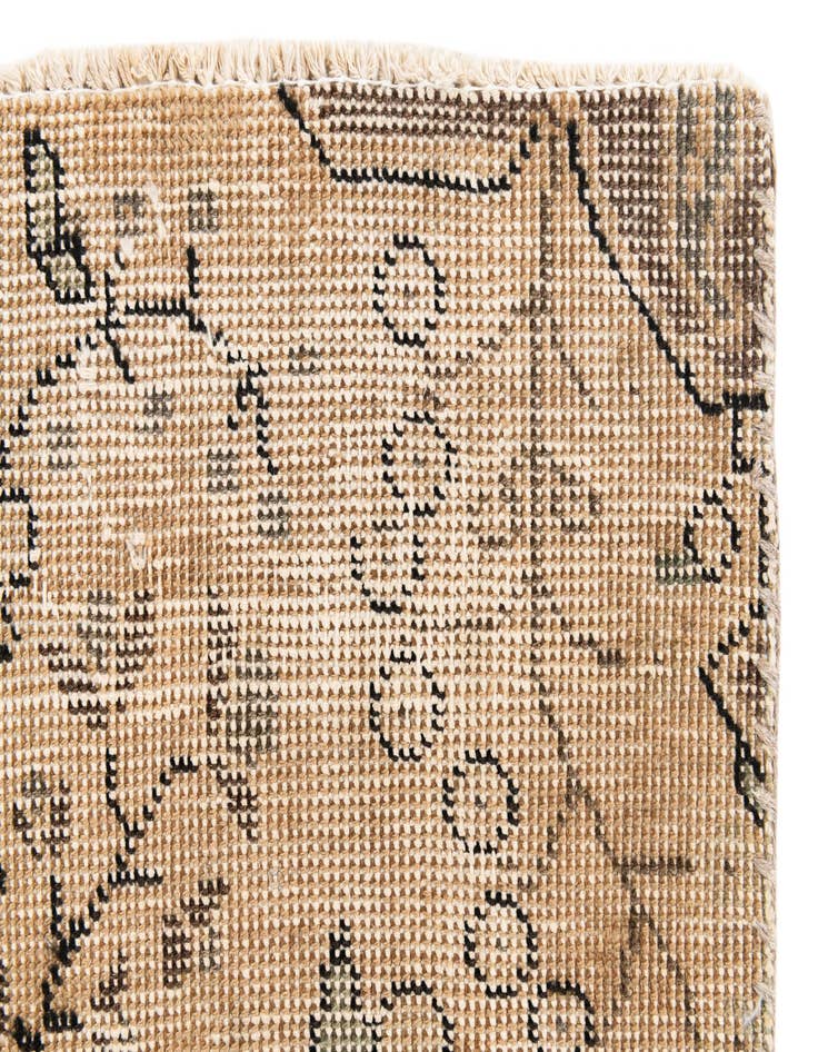 Detail image of 2' 4 x 3' 8  Hand Knotted Ultra Vintage Persian Wool Rug