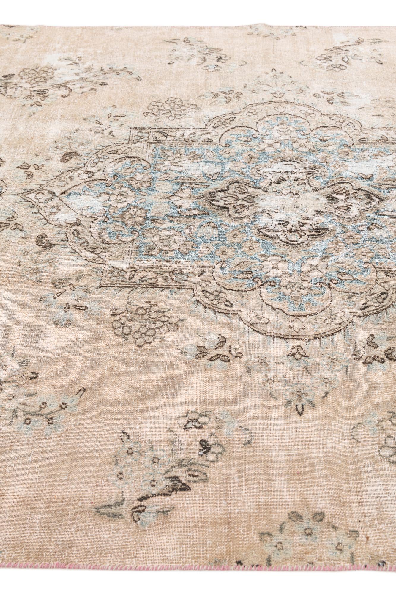 5' 1 x 8' 8 Hand Knotted Ultra Vintage Persian Wool Rug