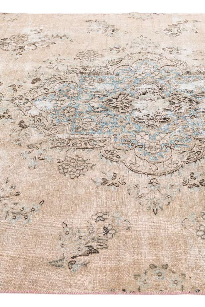 5' 1 x 8' 8 Hand Knotted Ultra Vintage Persian Wool Rug