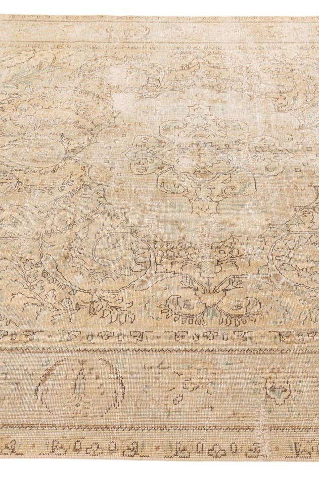 Detail image of 6' 9 x 9' 5 Hand Knotted Ultra Vintage Persian Wool Rug