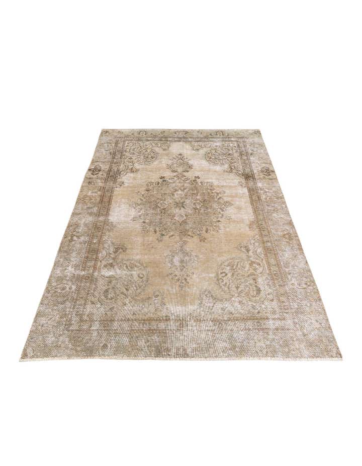 5' 9 x 8' 8 Hand Knotted Ultra Vintage Persian Wool Rug