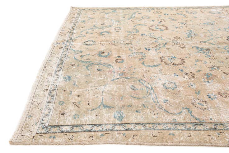 Detail image of 5' 7 x 9' 6 Hand Knotted Ultra Vintage Persian Wool Rug