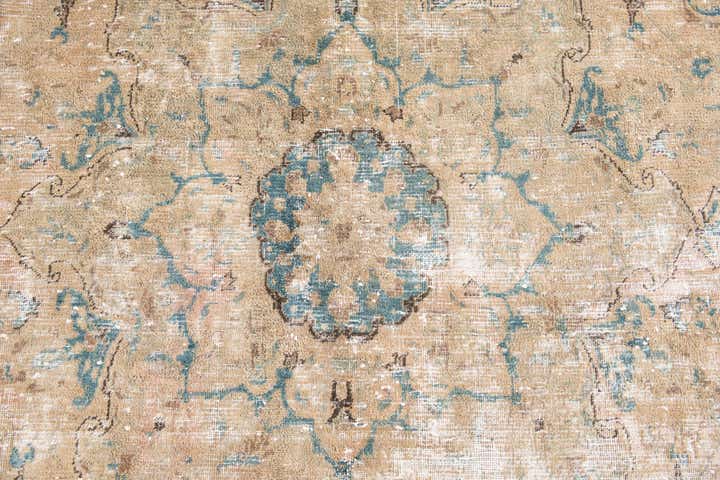 5' 7 x 9' 6 Hand Knotted Ultra Vintage Persian Wool Rug