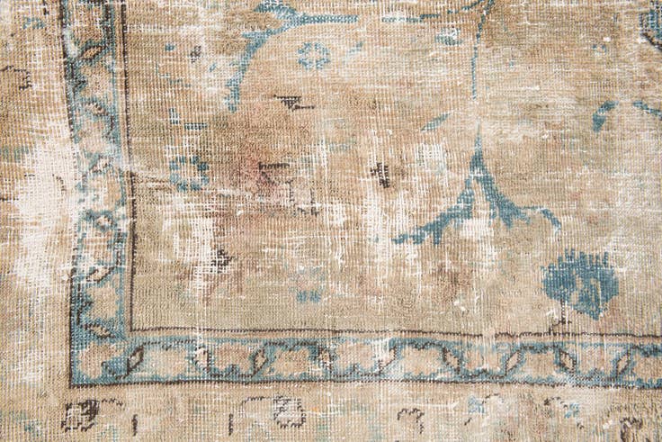 Detail image of 5' 7 x 9' 6 Hand Knotted Ultra Vintage Persian Wool Rug