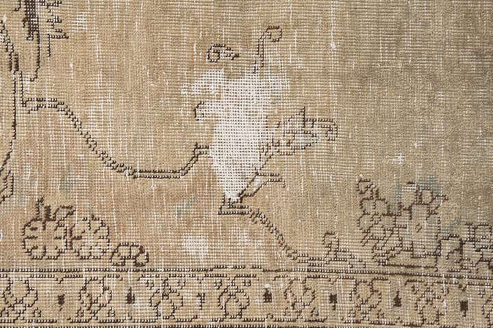 6' x 8' 7 Hand Knotted Ultra Vintage Persian Wool Rug