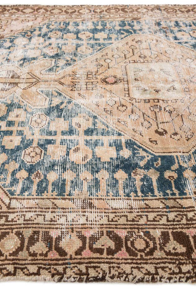 Detail image of 4' 4 x 7' Hand Knotted Ultra Vintage Persian Wool Rug