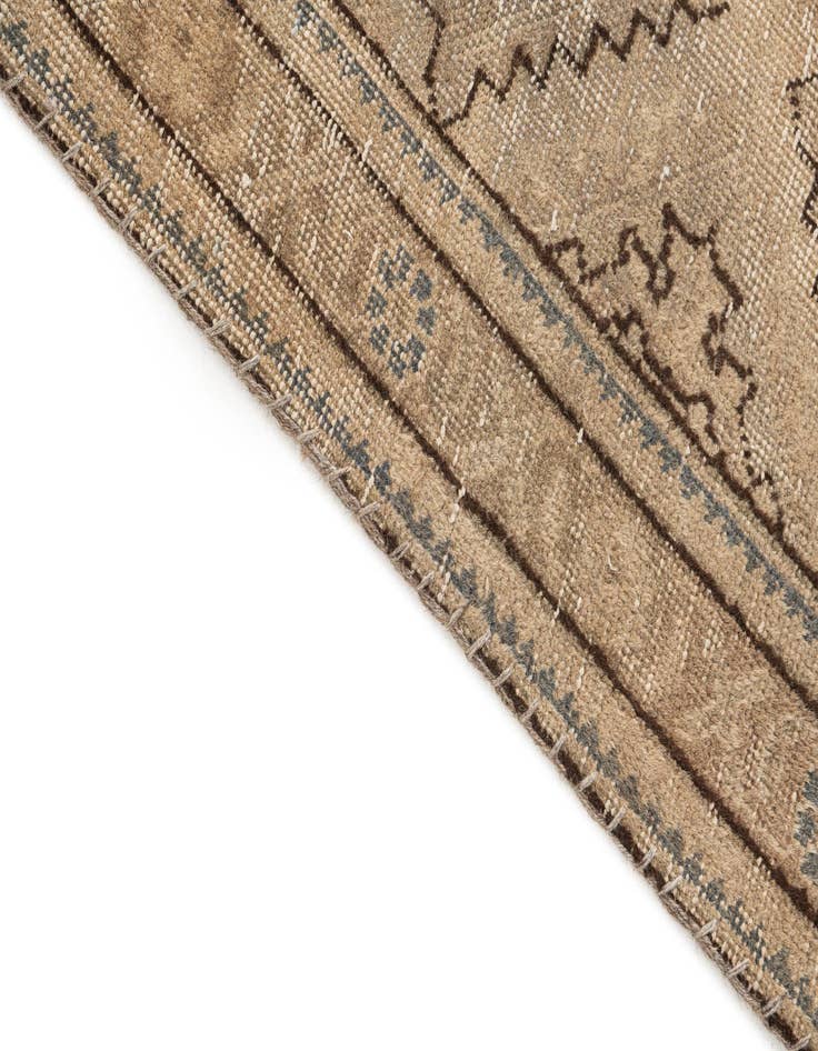 Detail image of 3' 3 x 4' 2  Hand Knotted Ultra Vintage Persian Wool Rug