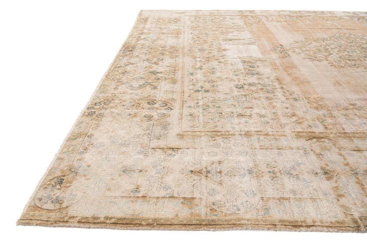 Detail image of 8' 5 x 11' 9 Hand Knotted Ultra Vintage Persian Wool Rug