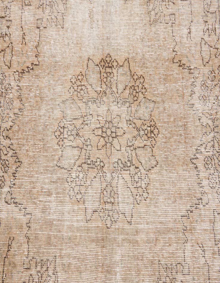 Detail image of 7' 10 x 11' 6  Hand Knotted Ultra Vintage Persian Wool Rug