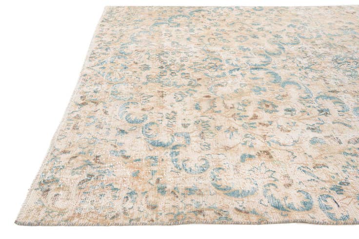 Detail image of 5' 7 x 9' 5 Hand Knotted Ultra Vintage Persian Wool Rug