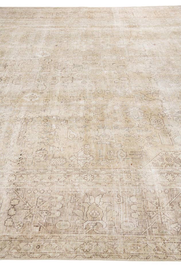 Detail image of 9' 6 x 13' Hand Knotted Ultra Vintage Persian Wool Rug