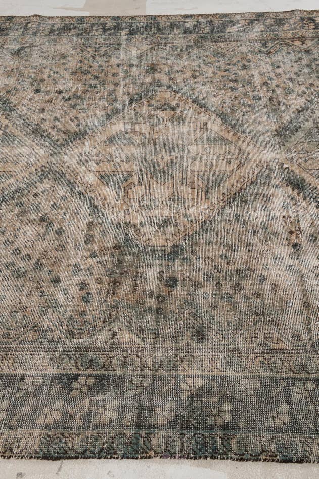 Detail image of 6' 5 x 10' Hand Knotted Ultra Vintage Persian Wool Rug
