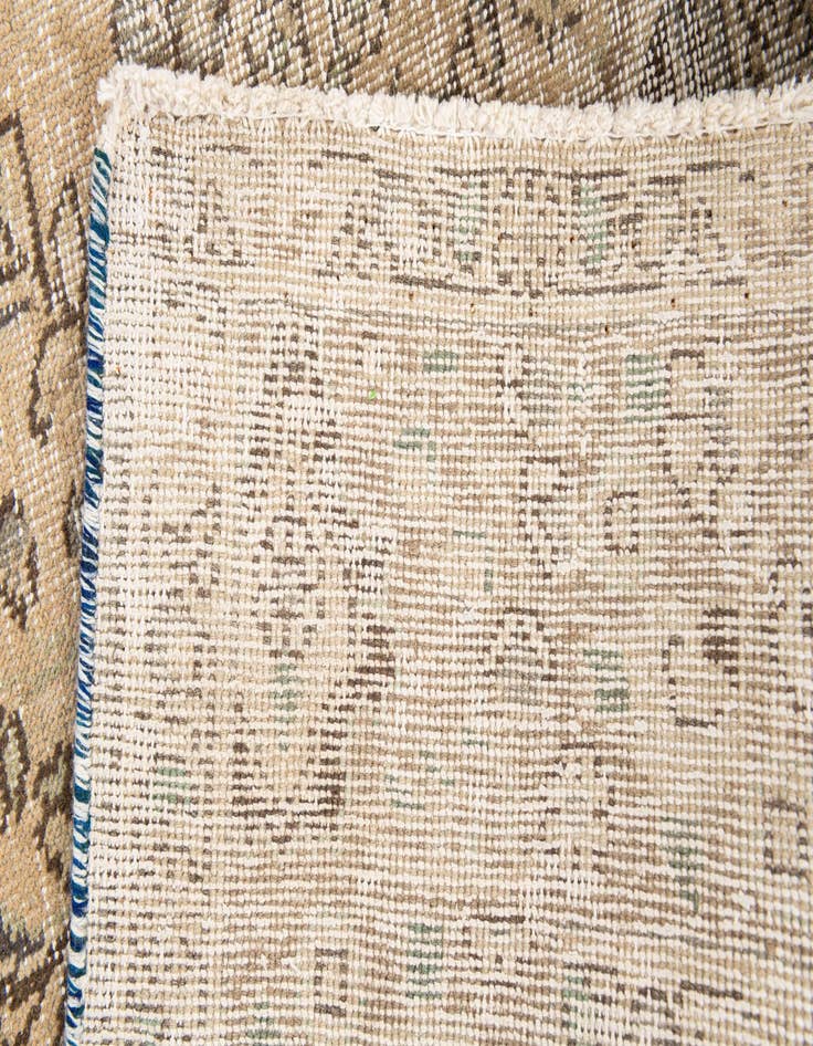 Detail image of 6' 10 x 9' 9  Hand Knotted Ultra Vintage Persian Wool Rug