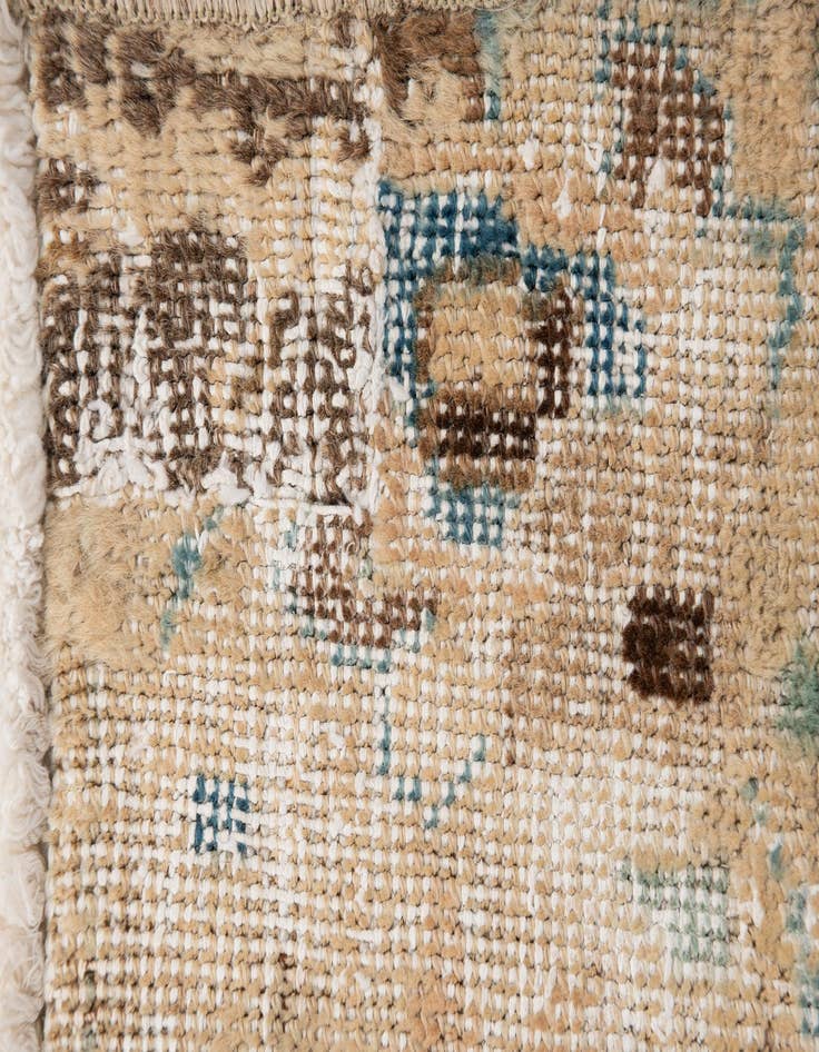 Detail image of 8' 8 x 11' 9  Hand Knotted Ultra Vintage Persian Wool Rug
