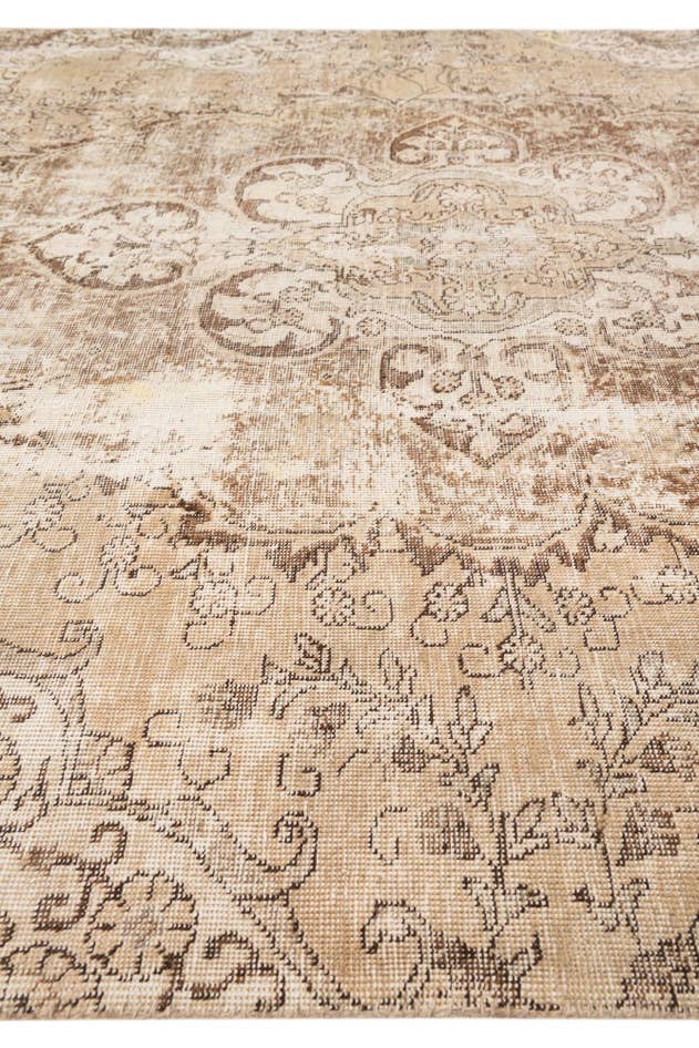 Detail image of 7' 6 x 11' 2 Hand Knotted Ultra Vintage Persian Wool Rug