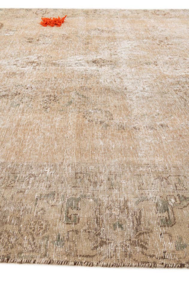 Detail image of 200cm x 315cm Hand Knotted Ultra Vintage Persian Wool Rug