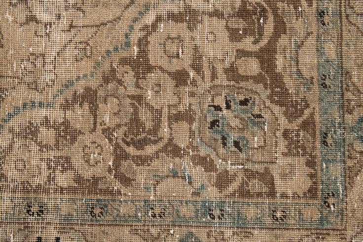 Detail image of 9' x 11' 6 Hand Knotted Ultra Vintage Persian Wool Rug