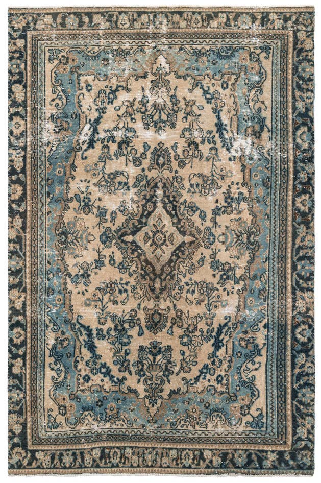 Detail image of 6' 3 x 9' 9 Hand Knotted Ultra Vintage Persian Wool Rug