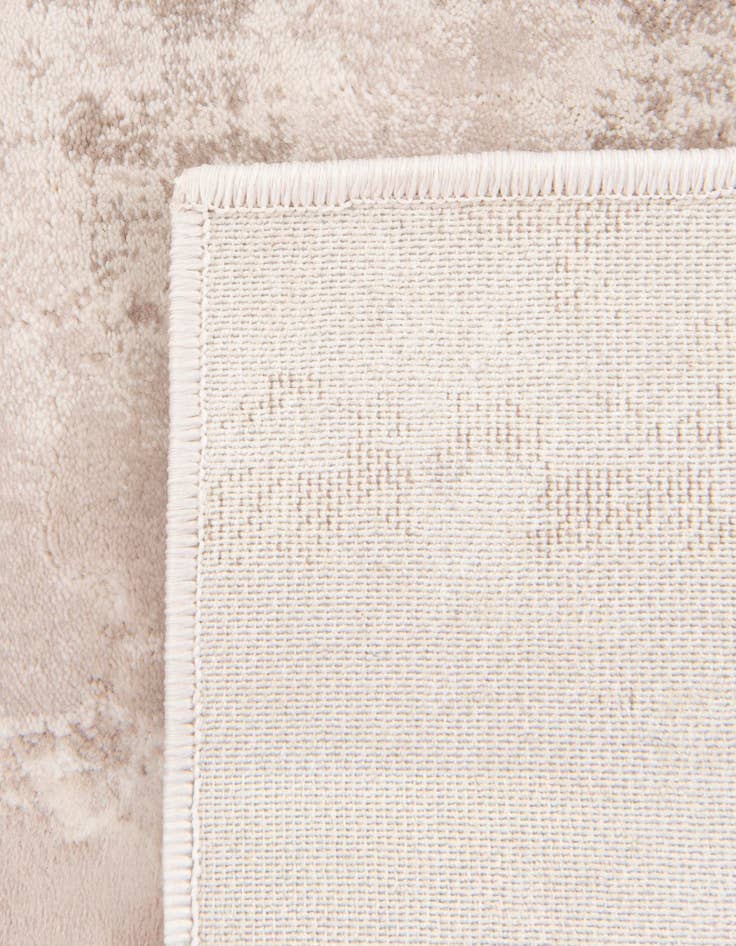 Detail image of Jill Zarin 4' x 6' Uptown Lexington Avenue Rug
