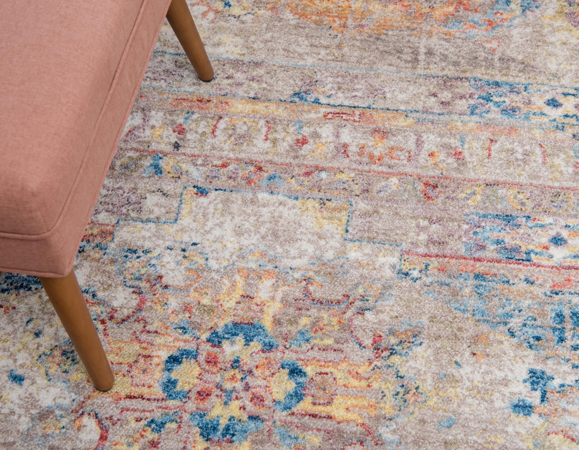 5' x 8' Vega Rug