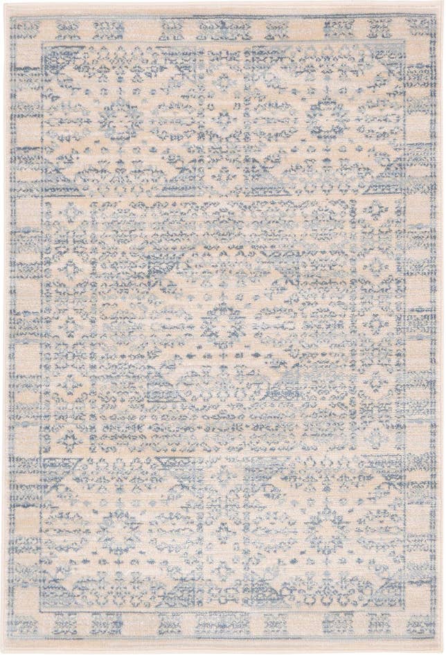 Detail image of 2' 2 x 3' Victoria Rug