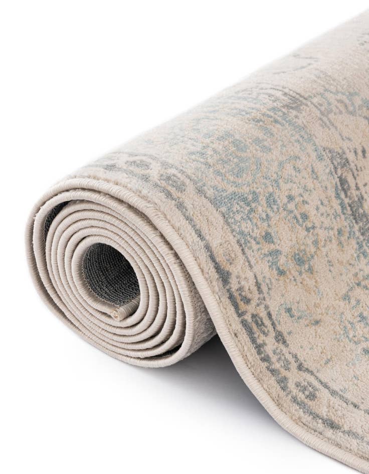 Detail image of 4' x 6' Victoria Rug