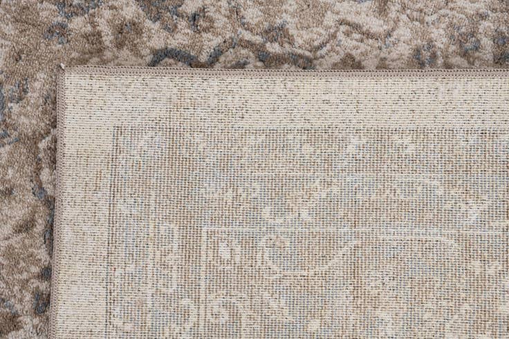 Detail image of 5' x 7' 5 Villa Rug