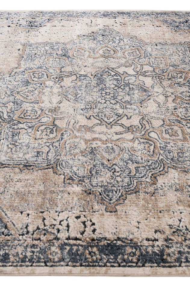 Detail image of 5' x 7' 7 Villa Rug