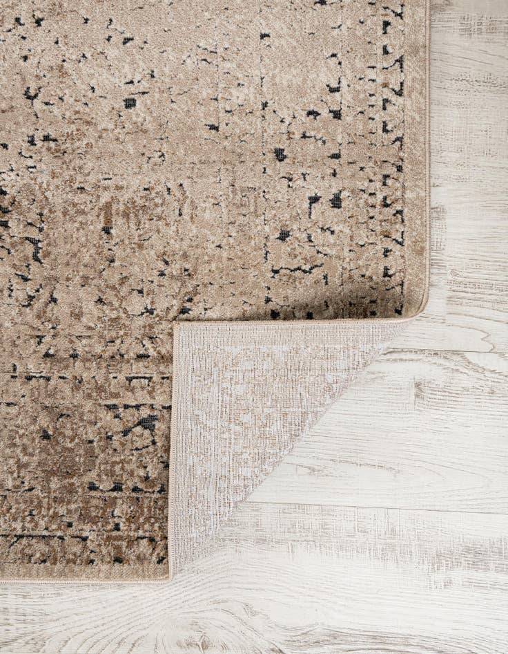 Detail image of 5' 3 x 8' Villa Rug