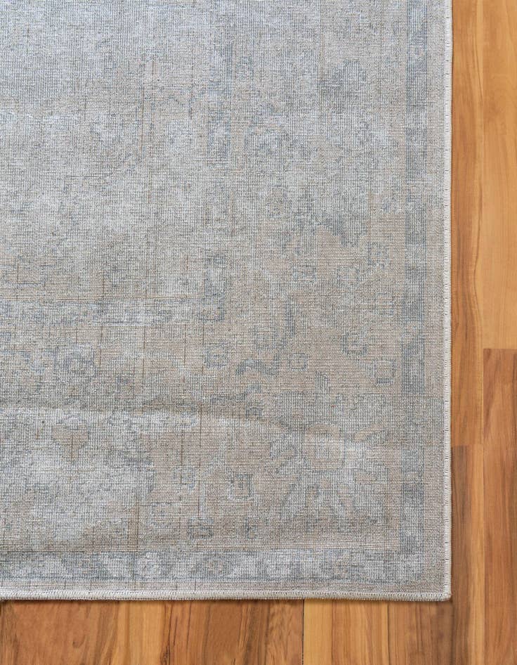 Detail image of 4' x 6' Villa Rug