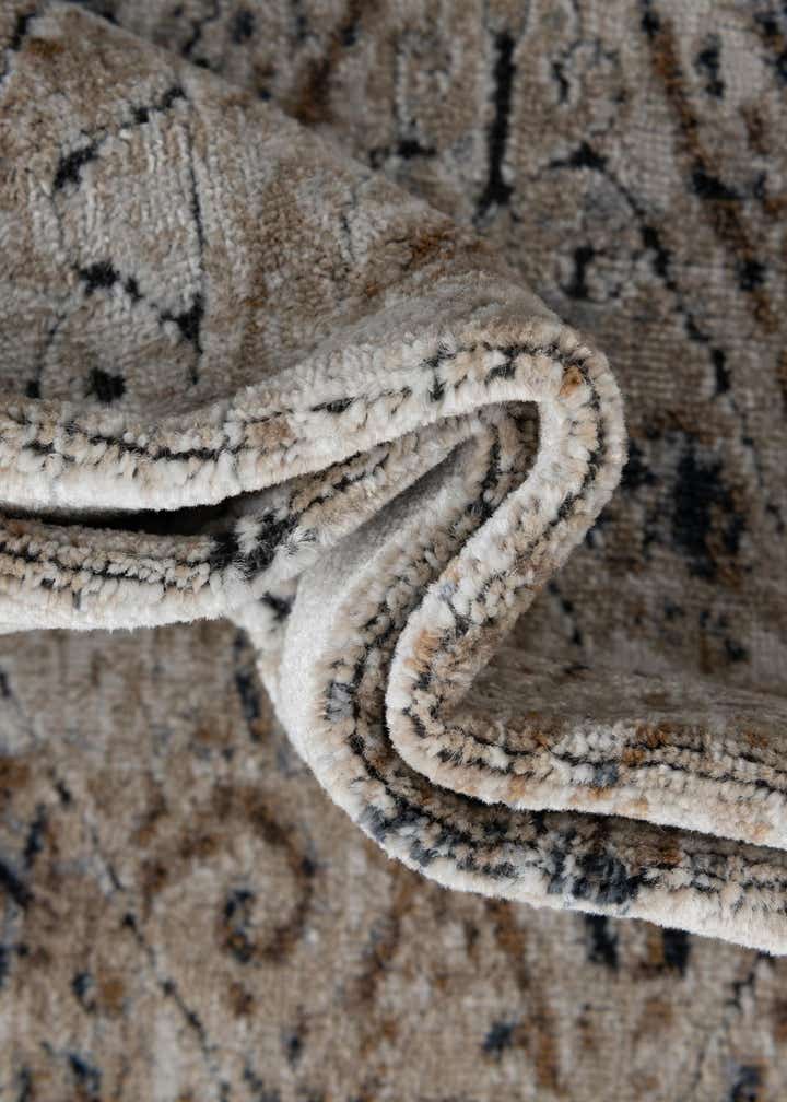 7' 10 x 10' Villa Rug