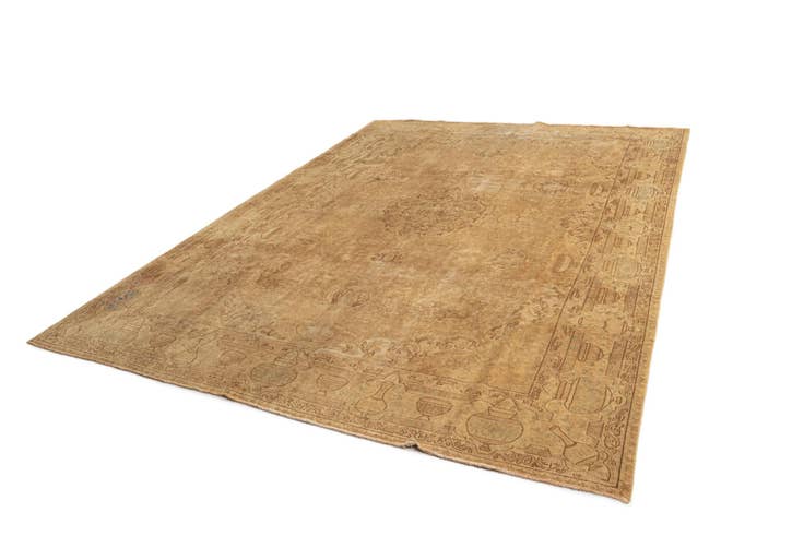 Detail image of 9' 4 x 12' 6 Vintage Royal Rug