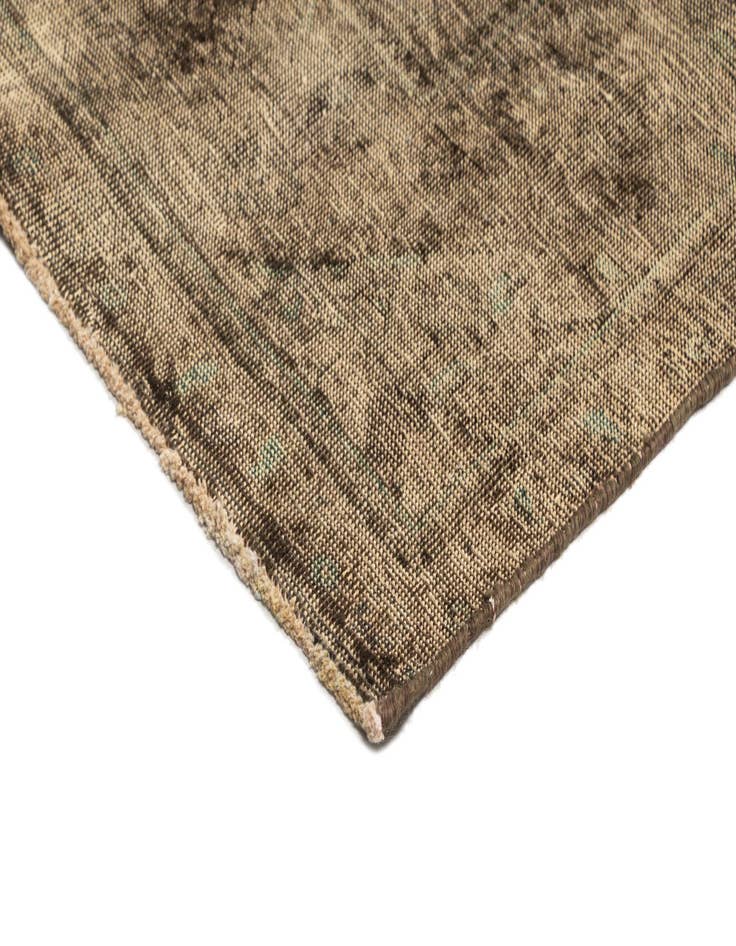 Detail image of 9' 6 x 12' 3 Vintage Royal Rug