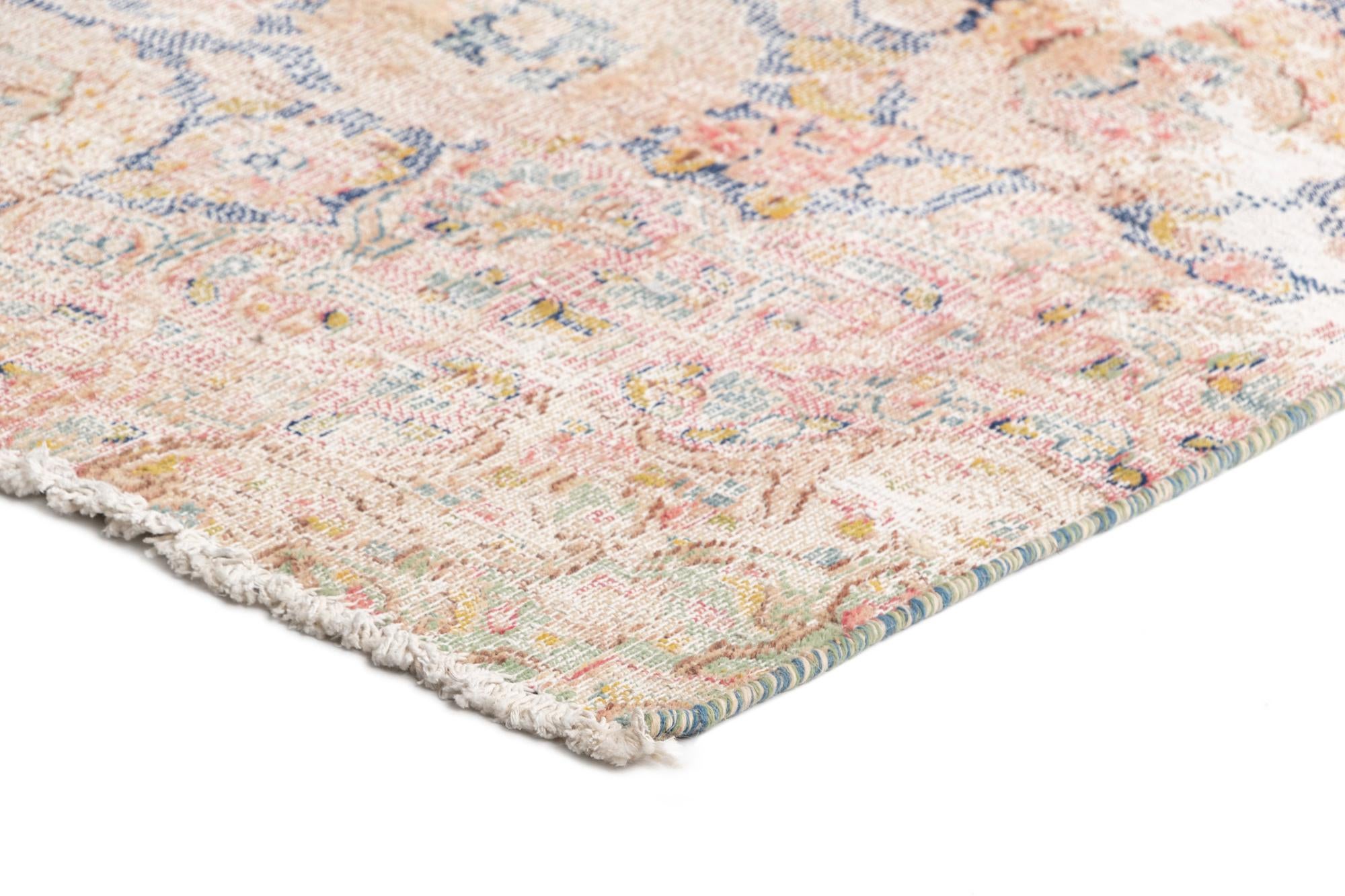 5' 2 x 8' 11 Vintage Royal Wool Rug