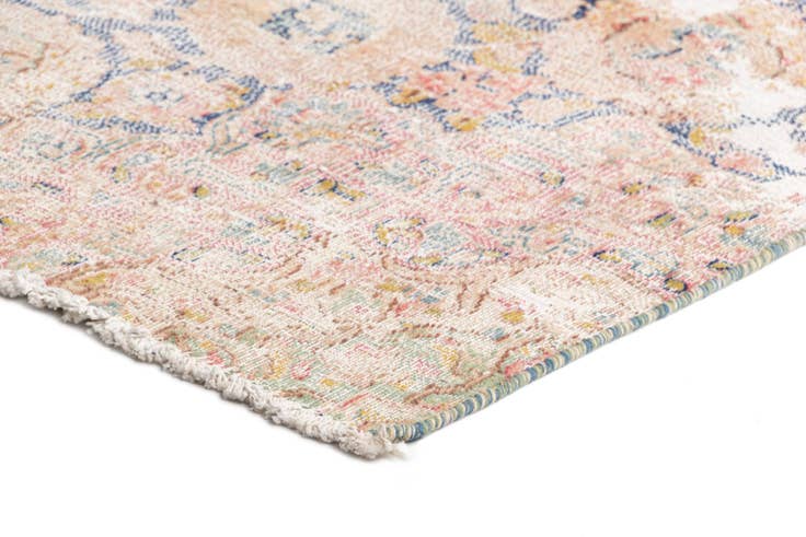 Detail image of 5' 2 x 8' 11 Vintage Royal Wool Rug