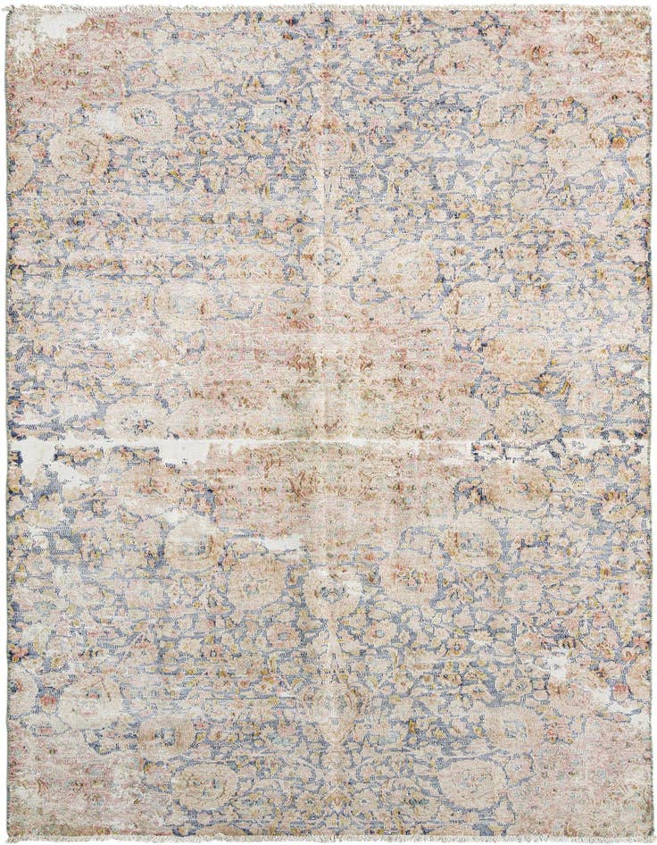 Detail image of 5' 2 x 8' 11 Vintage Royal Wool Rug