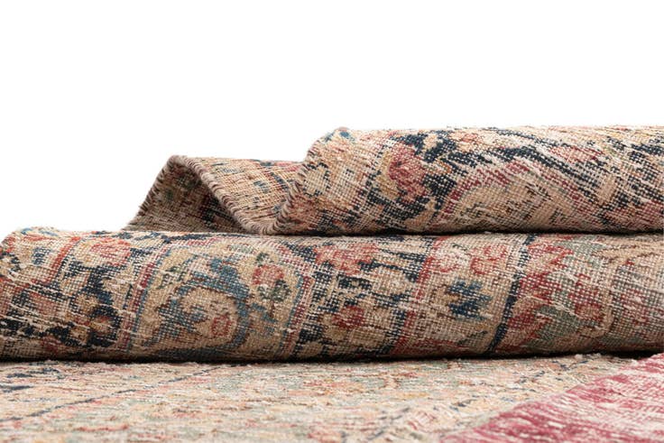 Detail image of 8' x 10' 10 Vintage Royal Wool Rug